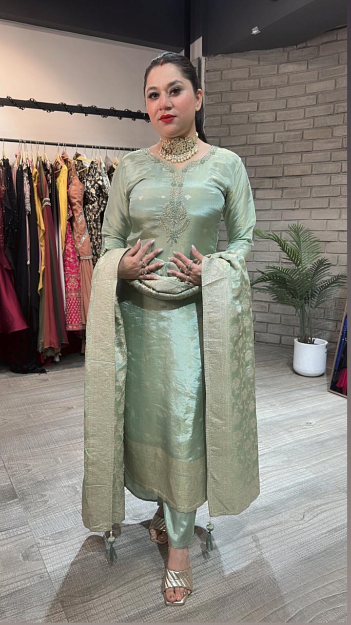 Kundan pista Brocade Dupatta suit