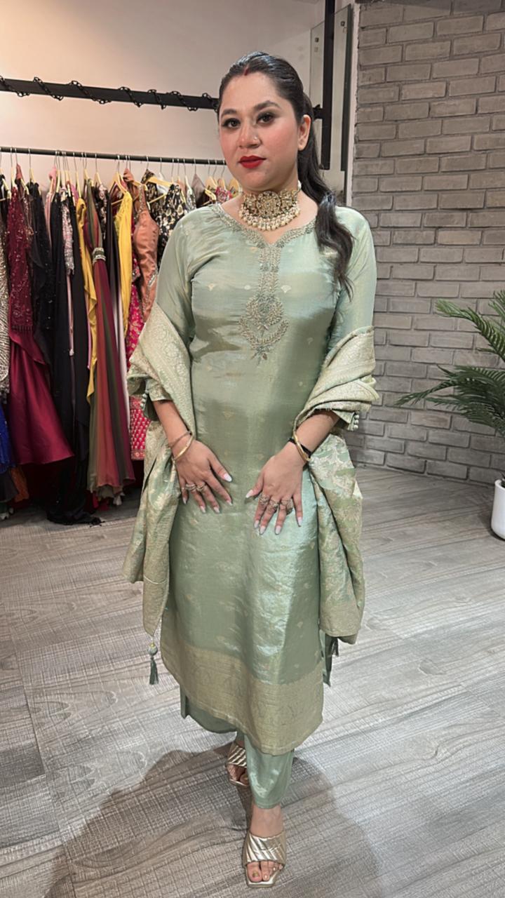 Kundan pista Brocade Dupatta suit
