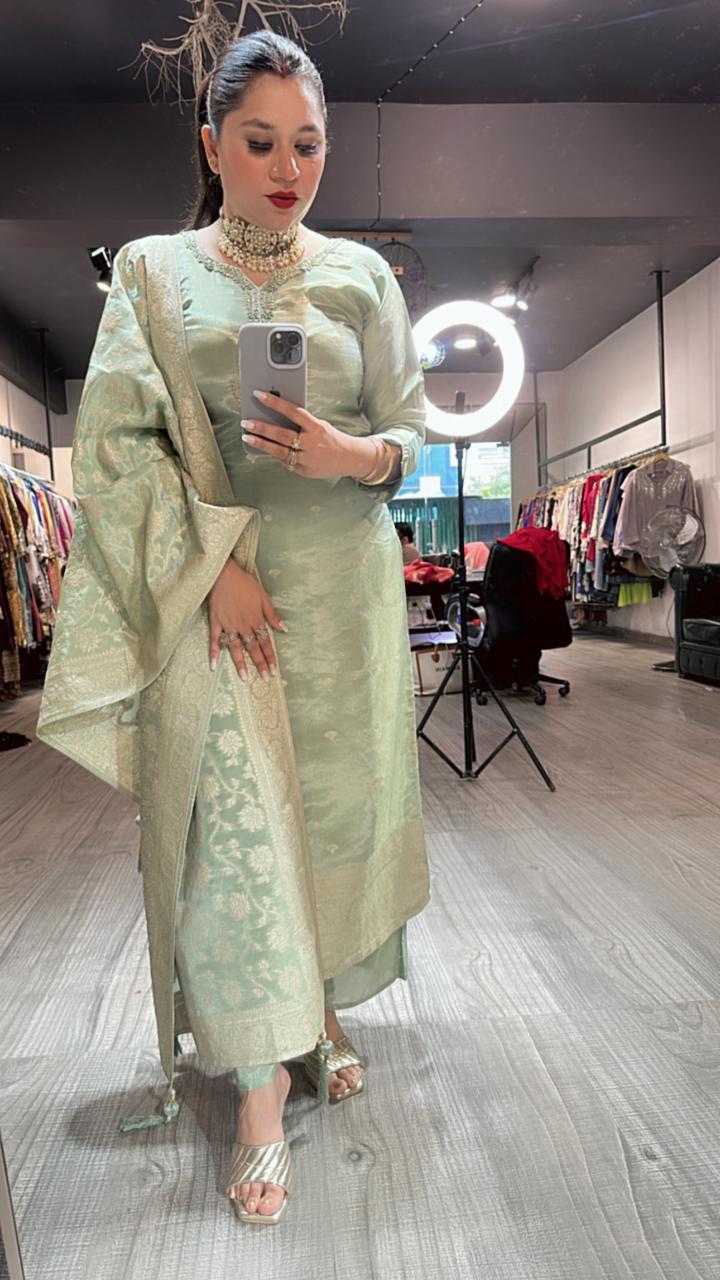 Kundan pista Brocade Dupatta suit
