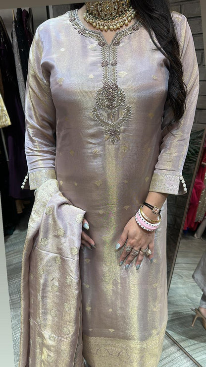 Kundan lavander Heavy Dupatta suit